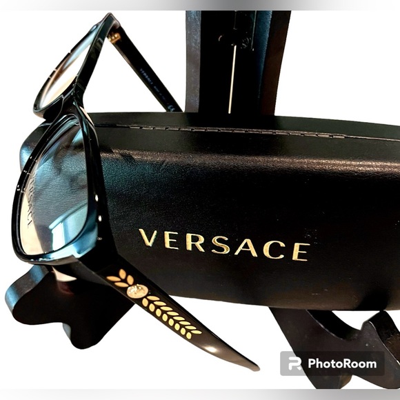 New Versace Glasses & Case Black frame/Gold logo - Picture 7 of 16